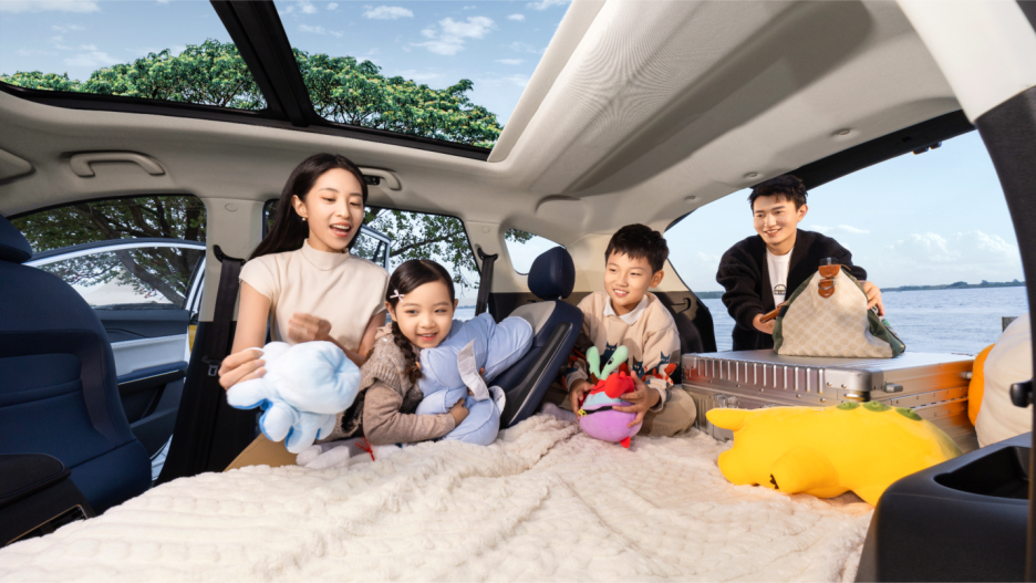 9.98-14.98万元 大七座电混SUV 江淮X8 E家正式上市1233.png 9.98-14.98万元 大七座电混SUV 江淮X8 E家正式上市1233.png